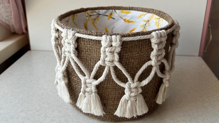 Cette vieille astuce transforme un simple seau en un objet déco incroyable…