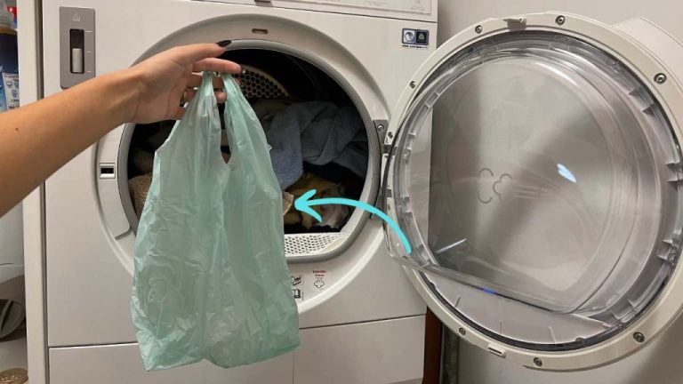 Insérer un sac en plastique dans la machine à laver : une surprise pour vos vêtements