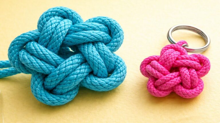 Réalisez 7 étapes pour créer un porte-clé Star Knot qui épatera vos amis !